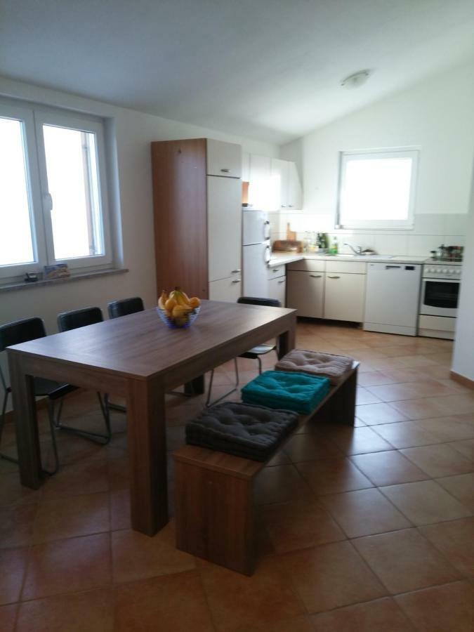 Apartment Bella Vinkuran Buitenkant foto